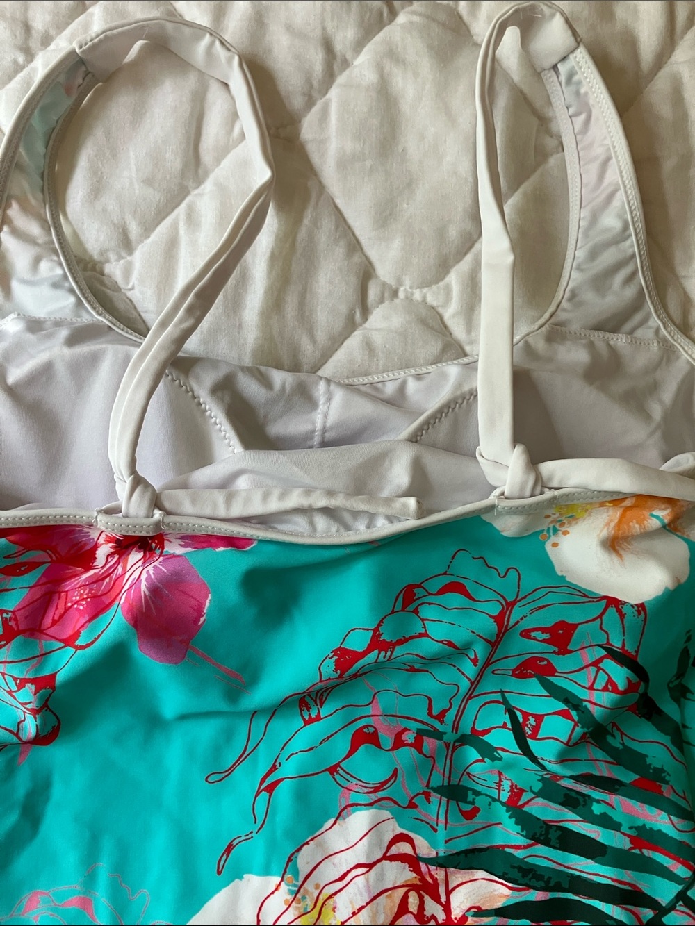 Hapari Teal Floral Halter Tankini Top with White Trim Navy Swim Shorts Medium - Picture 2 of 5